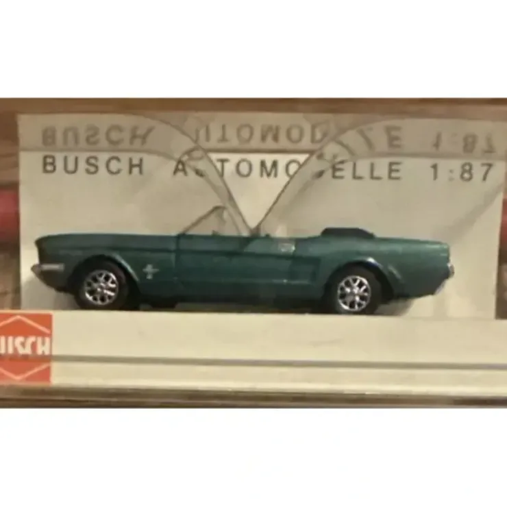 Busch 47505 HO Metallic Green '64 Forde Mustang Mustang Convertible Top Down MP - Your Source for Gaming Essentials