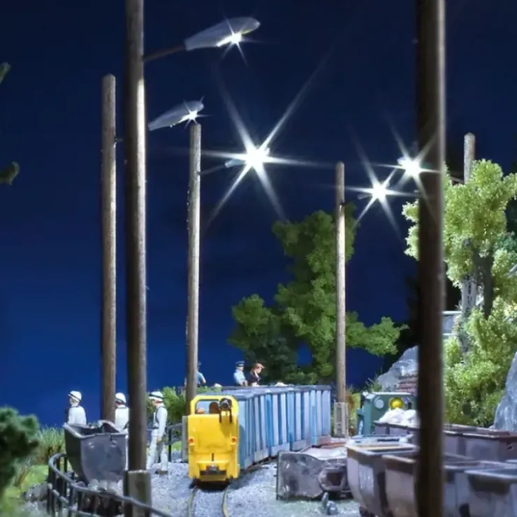 Busch 4154 Street Lamps on Wood Pole - Your Source for Gaming Essentials