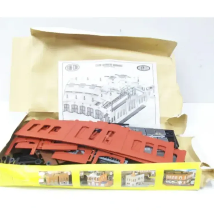 Con-Cor 133 HO Scale Heljan Train House Stall Brick Roundhouse Building Kit - Your Source for Gaming Essentials