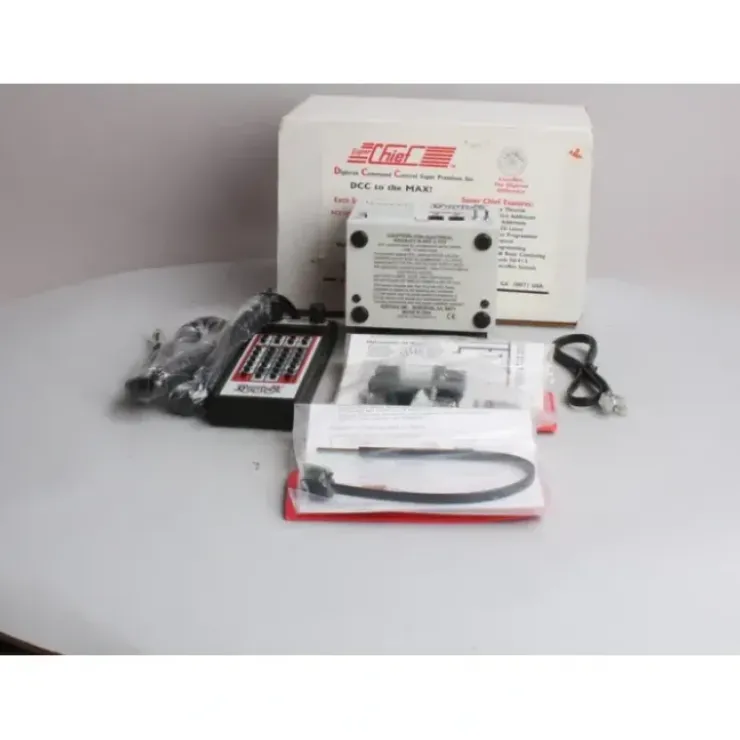 Digitrax SCF200 Super Chief Premium Set - 8 AMP - Your Source for Gaming Essentials