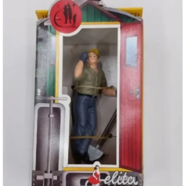 Elita Modelle 10025 Man Standing With Shovel - Your Source for Gaming Essentials