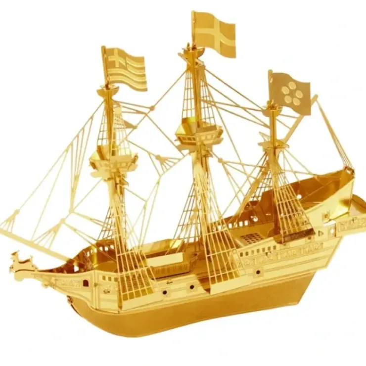 Toys>Fascinations Metal Earth Golden Hind Ship Gold Laser Cut 3D Metal Model Kit - Your Source for Gaming Essentials