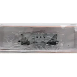 Fox Valley Models 90518 N N&W PRR Class H30 3-Bay Covered Hopper Car #70217 - Your Source for Gaming Essentials