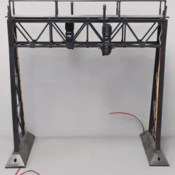 G Scale Plastic Signal Bridge w/Lights VG - Your Source for Gaming Essentials