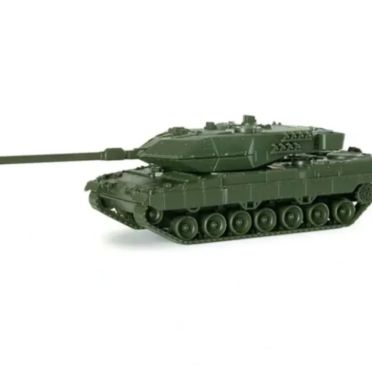 Herpa 740678 HO Roco Mini Tanks - Leopard Tank 2A6 - Your Source for Gaming Essentials