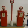 Kramer 003 Two Gas Pumps With An Attendent - Your Source for Gaming Essentials