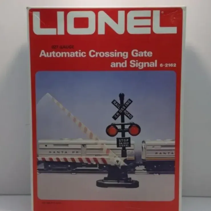 Lionel 6-2162 O Gauge Automatic Crossing Gate & Signal EX/Box - Your Source for Gaming Essentials