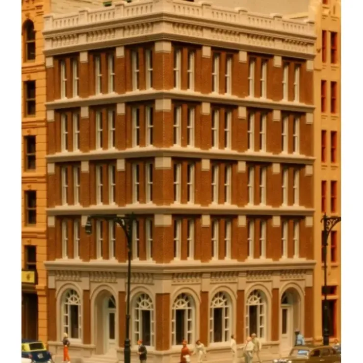 Lunde Studios 30 HO Morton House Resin Kit - Your Source for Gaming Essentials