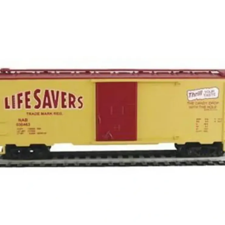 Mantua 734010 41' Boxcar w/Doors Lifesaver HO - Your Source for Gaming Essentials