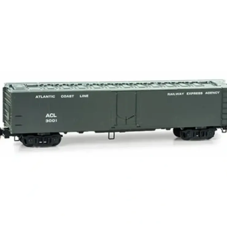 Micro-Trains 05200110 N ACL 52' 2" Riveted Steel Plug Door Express Reefer #3001 - Your Source for Gaming Essentials
