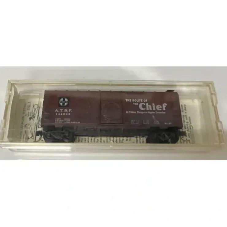 Micro-Trains 02000030 N ATSF 40' Standard Single Door Boxcar #144699 NIB - Your Source for Gaming Essentials