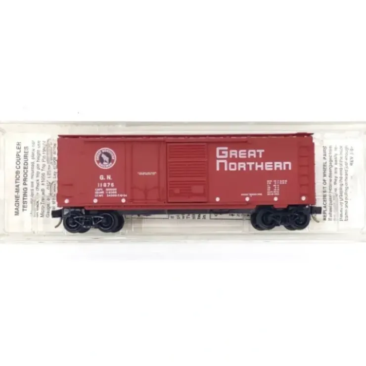 Micro-Trains 02200020 N Great Northern 40' Plug & Sliding Door Boxcar #11876 NIB - Your Source for Gaming Essentials