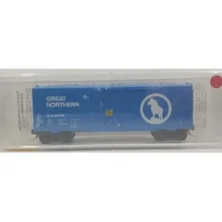 Micro-Trains 07400030 N Great Northern 40' Plug Door Boxcar W/Ladders #6646 LN/Box - Your Source for Gaming Essentials