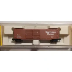 Micro-Trains 13704-2 Z Scale Southern Pacific 50' Standard Boxcar #202511 NIB - Your Source for Gaming Essentials