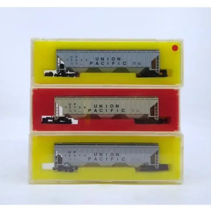 Precision Masters 1401 N Union Pacific 3 Bay Covered Hopper Car Kits (Pack of 3) MT/Box - Your Source for Gaming Essentials* Trains