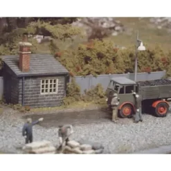 Ratio 524 HO WEIGHBRIDGE AND HUT - Your Source for Gaming Essentials* Trains
