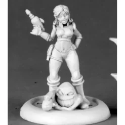 Tabletop Miniatures>Reaper Miniatures Betty, Space Heroine #50150 Chronoscope D&D RPG Mini Figure - Your Source for Gaming Essentials