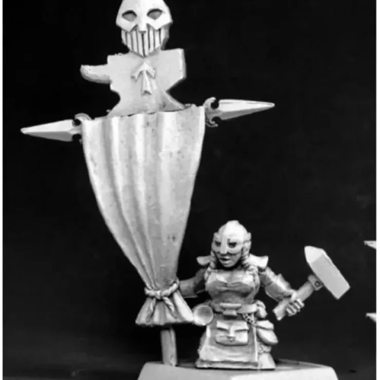 Tabletop Miniatures>Reaper Miniatures Dwarf Standard Bearer #14531 Dwarves Unpainted RPG Mini Figure - Your Source for Gaming Essentials