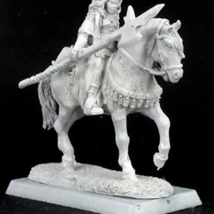 Tabletop Miniatures>Reaper Miniatures Isarah, Crusaders Cleric #14228 Crusaders Unpainted D&D Mini - Your Source for Gaming Essentials