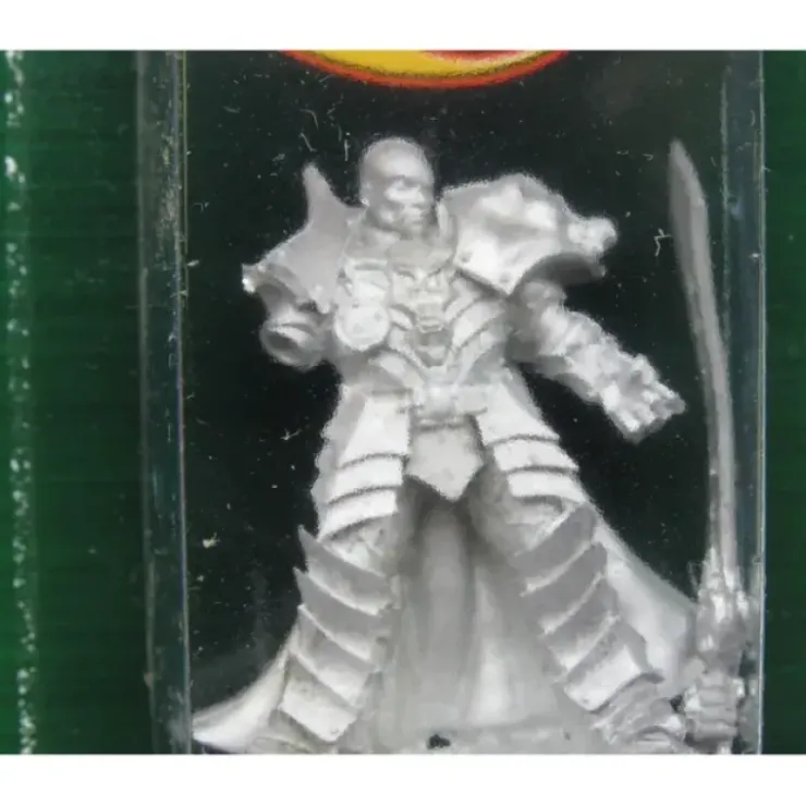 Tabletop Miniatures>Reaper Miniatures Male Antipaladin #03754 Dark Heaven Legends Unpainted Figure - Your Source for Gaming Essentials