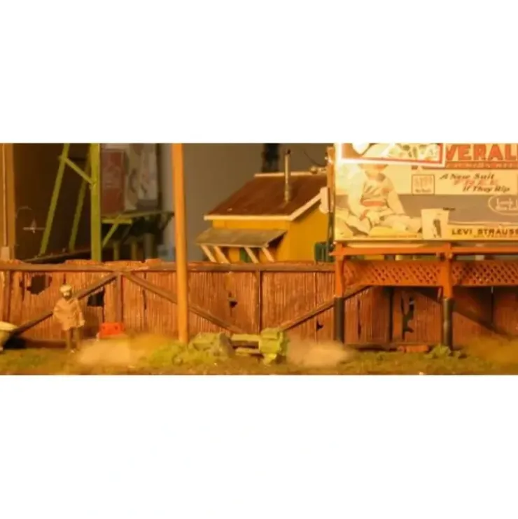 Scale Structures 4127 Corrugated Iron Fence 200-Scale Ft. - Your Source for Gaming Essentials* Trains