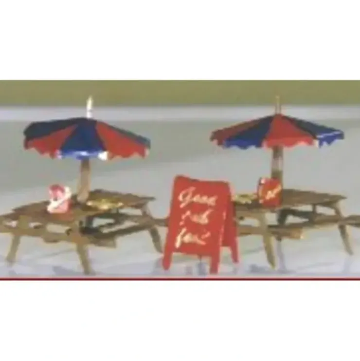 Shire Scenes SZ42 2 Pub/Caf Tables Kit - Your Source for Gaming Essentials* Trains