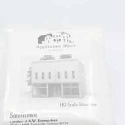 Smalltown USA 699-6020 HO Appliance Mart Building Kit - Your Source for Gaming Essentials* Trains
