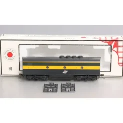 Stewart 8070 HO Chicago & North Western F3B Phase I Diesel Locomotive LN/Box - Your Source for Gaming Essentials* Trains