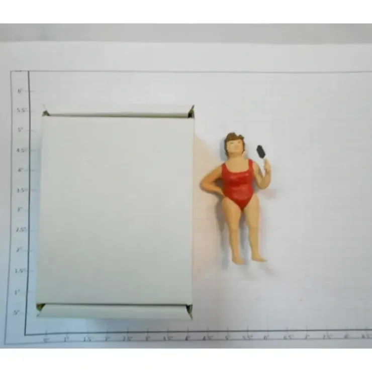 Taura Figures 10.06 White Metal Fat Women On Beach Figure - Your Source for Gaming Essentials* Trains