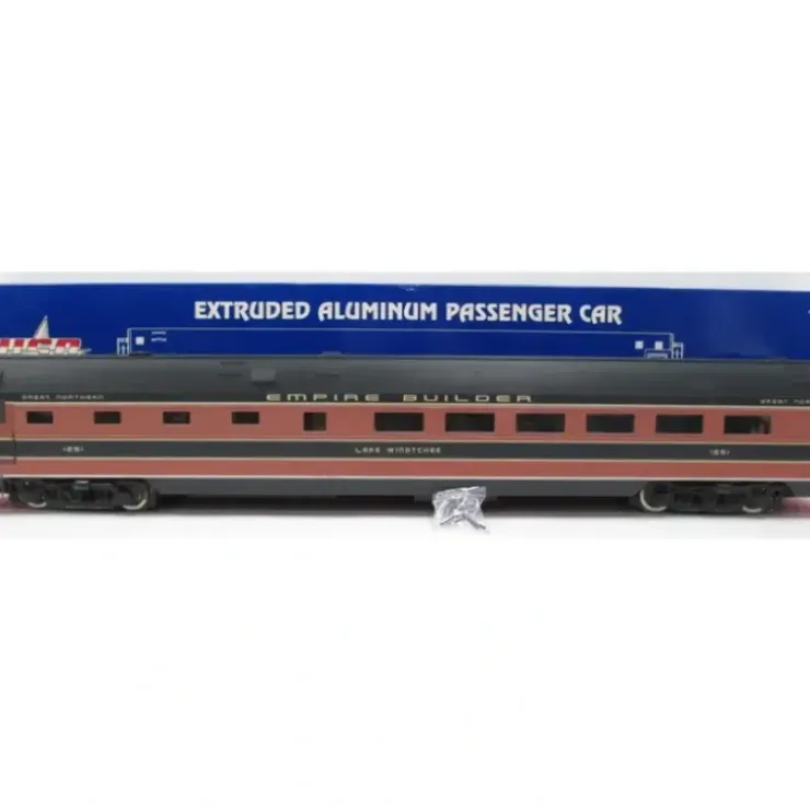USA Trains 31063 G Great Northern "Lake Winatchee" Extruded Aluminum Diner Car - Your Source for Gaming Essentials* Trains