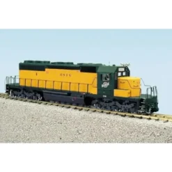 USA Trains R22315 G Chicago and North Western SD40-2 Diesel Locomotive - Your Source for Gaming Essentials* Trains