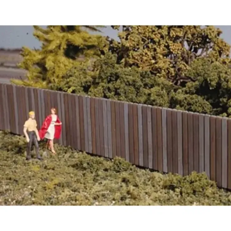 Walthers 933-3521 HO Wood Fence Plastic Kit - Your Source for Gaming Essentials* Trains